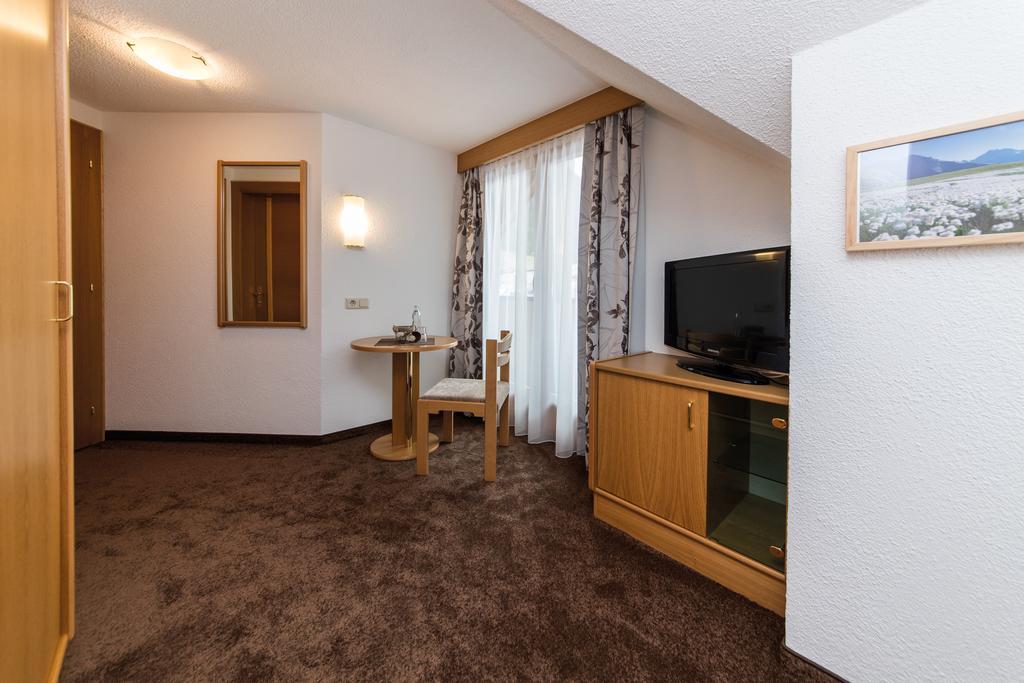 Hotel Idhof Ischgl Exteriör bild