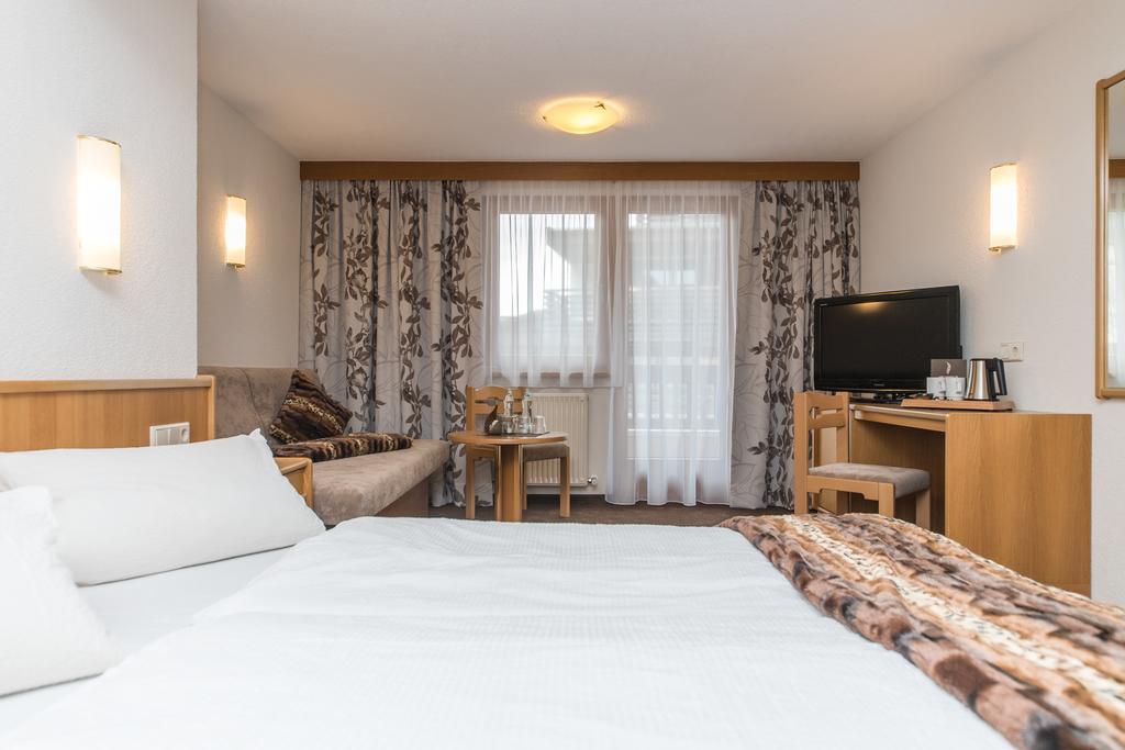 Hotel Idhof Ischgl Exteriör bild