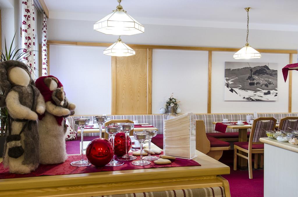 Hotel Idhof Ischgl Exteriör bild